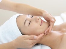 サロンルーチェ(Salon Luce)/たるみ/リフトアップ/二重顎