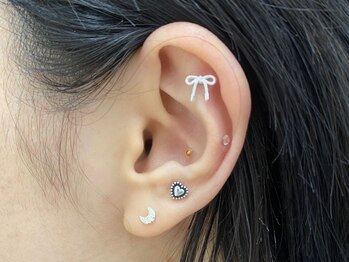 ネイルサロン レクラン(Nail Salon L'ecrin)/耳つぼジュエリー シルバー 新宿