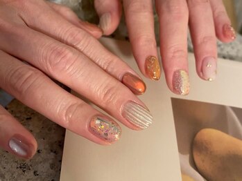 ライリア 小岩店(Rairia)の写真/【カラー・パーツ多数取り揃えてます◎】丁寧なカウンセリング&高技術であなたの理想の指先を叶えます♪