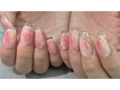 ネイルアンドビューティー ネオン 天神2号店(Nail&Beauty NEON)の写真