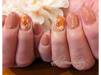 ハニー(honey)/小梅ネイル♪