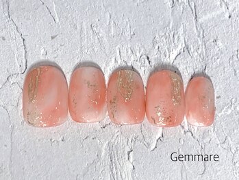 ふわふわ感あるピンク系ネイル