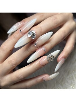 グロウネイル(Glow.Nail)/ホワイトグラデーション