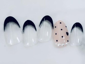 カレネイル(kale nail)/１２月限定シンプルアート+500円