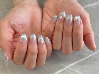 チェミールエテ(CHEMIR.ete)/マグネットネイルグラデーション