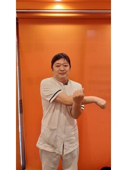 瓢箪山駅前整骨院/肩のストレッチ