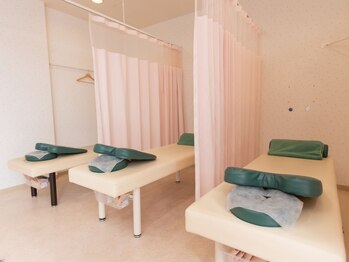 はくさん和鍼灸整骨院の写真/お仕事帰りにも通える21時まで営業★ボディケア、ボディメイクのプロフェッショナルが集うサロン◎