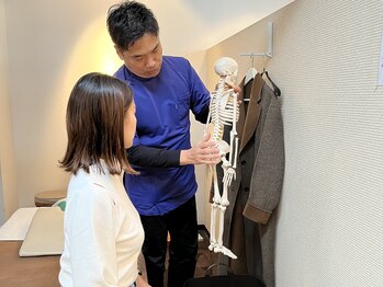 ゆるみ整体院の写真/全身整体でデスクワークの首痛や肩コリをケア！骨盤やストレートネックを整え腰痛もサポート◎