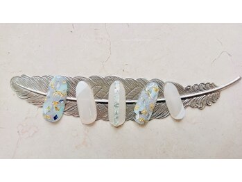 ラウレアルア(Laure’a lua)/シェルフレンチネイル♪