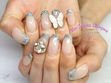 アン ジョーヌドラゴ/【自爪ネイル】蝶々ネイル