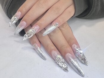 長さ出しつけ放題埋め尽しネイル