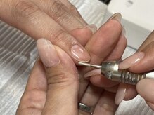 オズ ネイルアンドアイ(OZ NAIL&EYE)/硬くなった指先のお手入れ