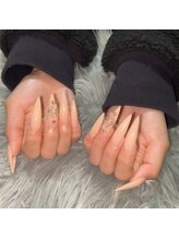 アミュレット(AMULET)/海外ネイル