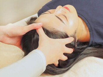 笑うヘソ歌う脳 銀座店/ヘッドマッサージ