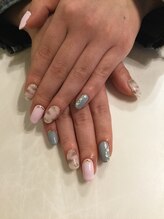 レビー(Revie)/ワンカラー＋アート