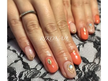 リコ ネイル(RIKO NAIL)/オレンジ×スタッズ