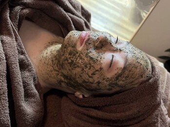 リラクゼーションサロン 和楽の写真/【今お肌がキレイな方こそ始めてます！】次世代ハーブピーリングで大人のニキビ・しわ・たるみを予防◎