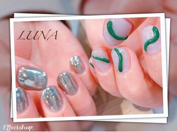 ネイルアンドまつ毛エクステ ルーナ 八王子店/☆アシンメトリーネイル☆