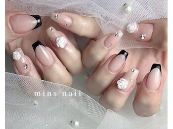 ミンズネイル(minsnail)/薔薇ネイル
