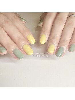 リッシュ トロワ(RICHE trois)/春ミモザネイルカラー♪