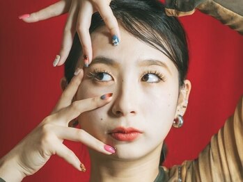 ミラ(MiLA)の写真/カラーエクステで透明感UP!ナチュラル~ビビットまで多数取り揃え☆パーソナルカラーや髪色での似合わせも◎