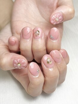 クローサー(closer)の写真/オフィス系ネイルや日常デザインネイルが得意◎肌なじみの良い色・指先がきれいに見えるデザインをご提案♪
