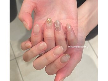 プルースラウンジ トウキョウ(Plus Lounge TOKYO)/くすみ乳白色ニュアンスネイル♪