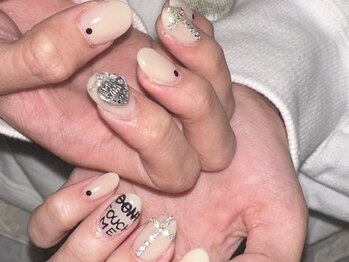 つめノさき/鍵穴パーツネイル