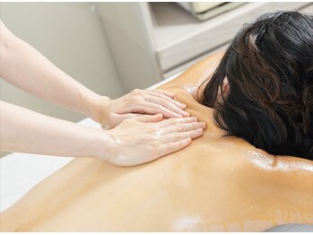 アムアーユルヴェーダ(AM AYURVEDA)の写真/首肩の凝りを整えスッキリした体へ導くケアで、軽やかな心身を目指す毎日を♪