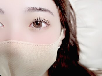シャローム アローヴ(shalom alob)の写真/［八尾市/束感まつ毛パーマ/LEDマツエク/上下まつ毛パーマ/高持続傷ませないマツパ］【デザイン力に感動】