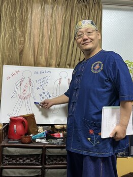 トークセン ビハーラ/スクールでレッスン風景