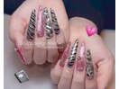 ロングスカルプ×タイガーネイル