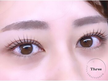 スリー(Three)の写真/≪まつげに上品な魅力をプラスする、丁寧な施術が自慢≫的確な提案と共にお客様の理想のイメージに♪