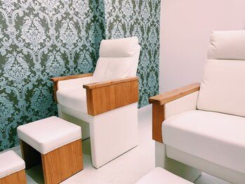 グラント(NAIL SALON&SCHOOL grant)