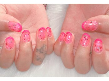 アトリエ ペーニクルス(Atelier Peniculus.)/ピンクフレンチ