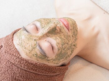 エヌエースキン センター北店(NA skin)の写真/古い角質を取り除き肌のターンオーバーを促進し理想の美白へ♪さらにお肌のキメを整えてハリツヤアップ！