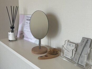 スロウ(THROW)/メイク直しもOK