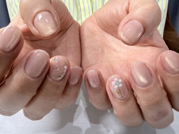 クオーター ネイル(QUARTER nail)の写真/ネイルサロン初めての方にも！マニキュアやネイルケアを落ち着いたスペースで楽しむ休日♪