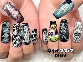痛ネイル/キャラネイル