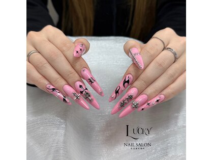 ラッキー(LUCKY)の写真