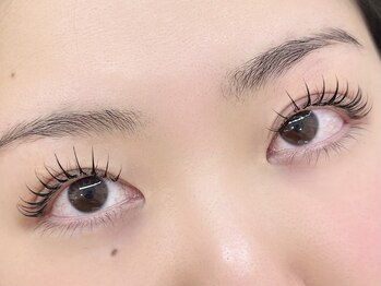 ディスカンソ アイラッシュ(descanso eyelash)/ラッシュリフト×LEDエクステ