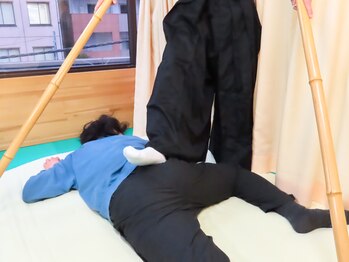 足圧宗家 良知整骨治療院/長距離運転による腰痛も改善!