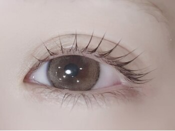 ドム(DOM)の写真/【似合わせまつげパーマ¥5500】すっぴんでもナチュラルに美しく、ぱっちりと印象が華やかに*