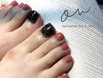 オンドットネイルサロンバイティントプラス(on. nailsalon by tint+)/選べる親指デザイン