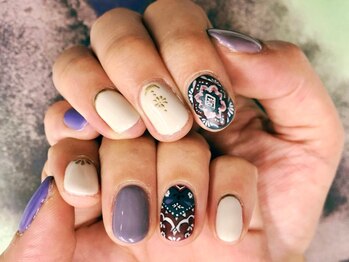 イビズ 新宿店(eviz)/手描きネイル