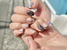 ヘアーアンドネイル ルシア(Hair&Nail Lucia)/ブルーのバラがポイント！