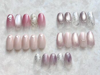 アプリコットネイル(apricot nail)の写真/季節やトレンドも盛り込んだ上品デザインや大人女性におすすめしたいマグネットネイルも☆
