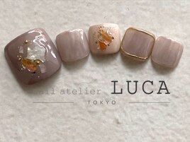 YM-10 くすみシェルフットネイル