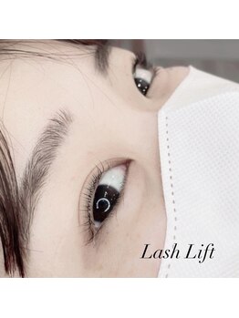 ルチア(Lucia)/まつげパーマ