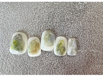 アオ おもろまち(ao.)/新緑design/85min.